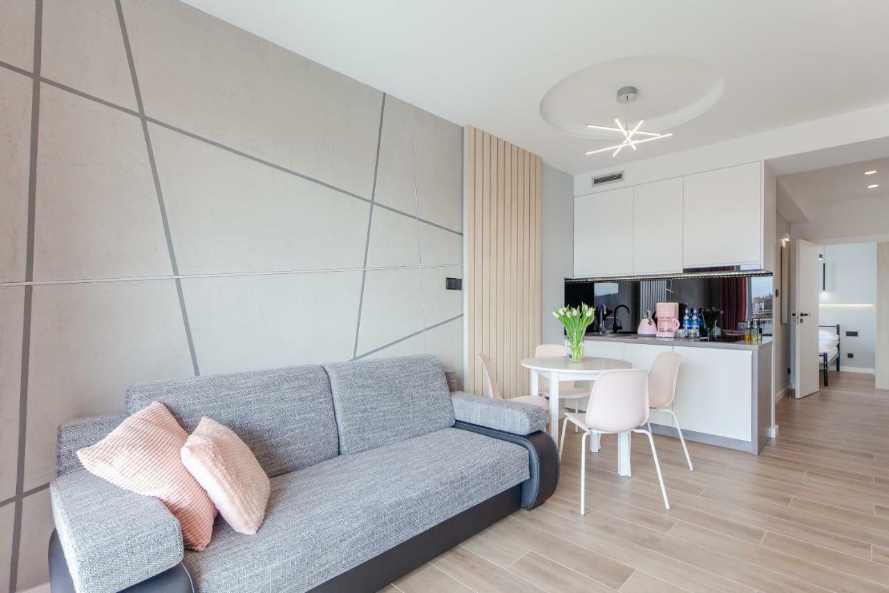 Apartment Pink Flamingo By Noclegi Renters Miedzyzdroje Exterior foto