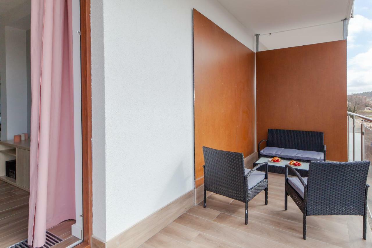 Apartment Pink Flamingo By Noclegi Renters Miedzyzdroje Exterior foto